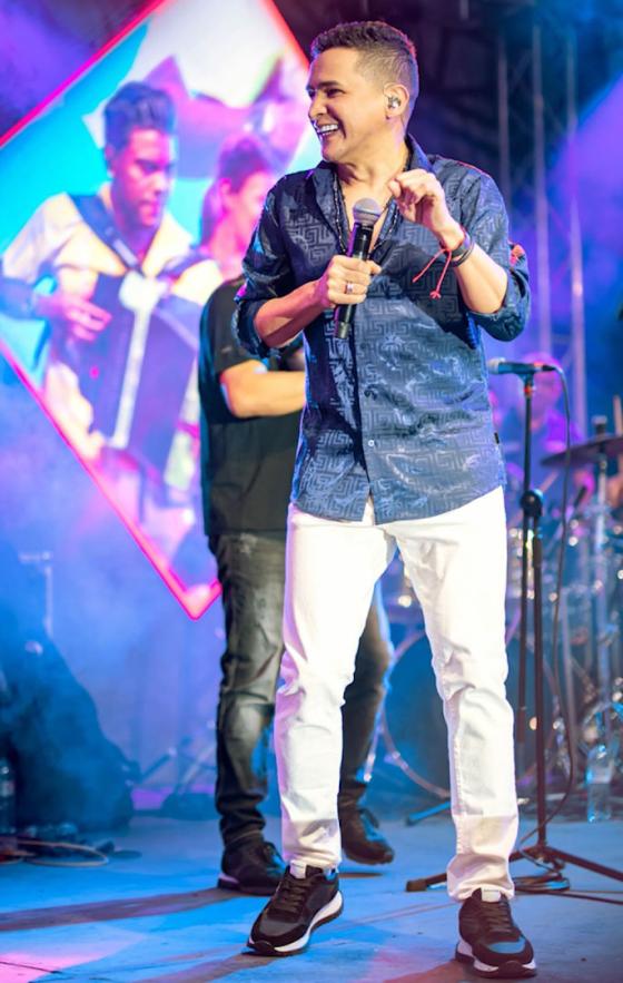 Los artistas más grandes de la música vallenata Los artistas más grandes de la música vallenata