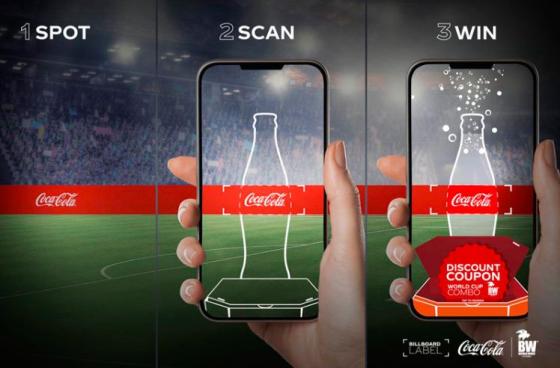 Vallas de Coca Cola en los partidos del mundial activan descuentos en Buffalo Wings