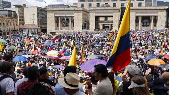 marchas oposición contra Petro