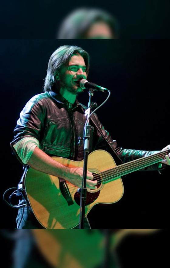 La increíble transformación de Juanes a través de los años