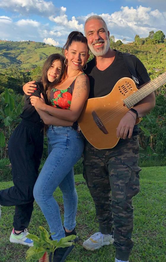 Yina Rose: las hermosas hijas de la cantante de Survivor