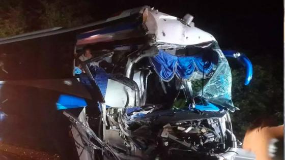 Bus accidentado entre Santa Marta y Barranquilla 