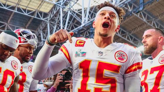 Kansas city chiefs se llevan el trofeo del Super Bowl LVII Kansas city chiefs se llevan el trofeo del Super Bowl LVII