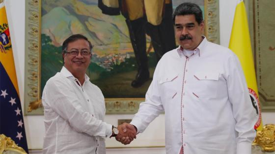 Petro y Maduro firman acuerdo comercial Petro y Maduro firman acuerdo comercial