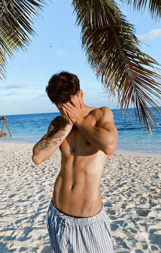 Tiktoker colombiano que desfilo e las pasarelas de Europa Tiktoker colombiano que desfilo e las pasarelas de Europa