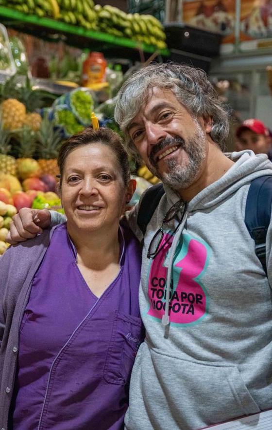 Así luce la pareja del candidato Juan Daniel Oviedo Así luce la pareja del candidato Juan Daniel Oviedo