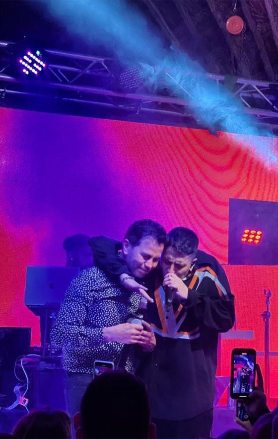Jhonny Rivera y el desarrollo de su carrera artística Jhonny Rivera y el desarrollo de su carrera artística