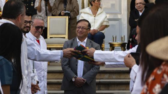 La radicación de la Reforma a la Salud en imagenes La radicación de la Reforma a la Salud en imagenes