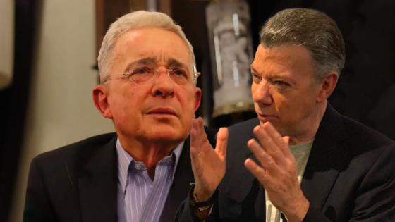Álvaro Uribe y Juan Manuel Santos, expresidentes de Colombia Álvaro Uribe llamó la atención sobre un presunto crimen vinculado a Juan Manuel Santos
