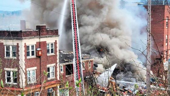 EE.UU.: Incendio ha dejado al menos siete personas fallecidas