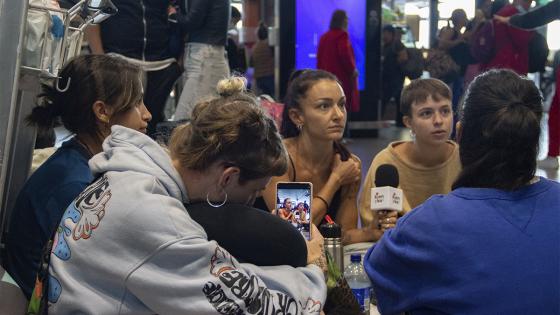 Así viven la crisis los pasajeros de Viva en Bogotá Así viven la crisis los pasajeros de Viva en Bogotá