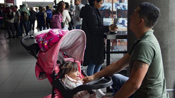 Así viven la crisis los pasajeros de Viva en Bogotá