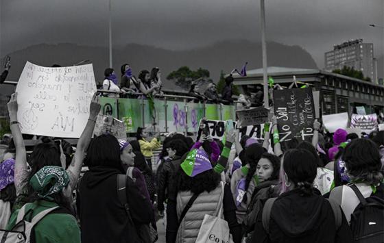 Las marchas del 8M en Bogotá en imágenes