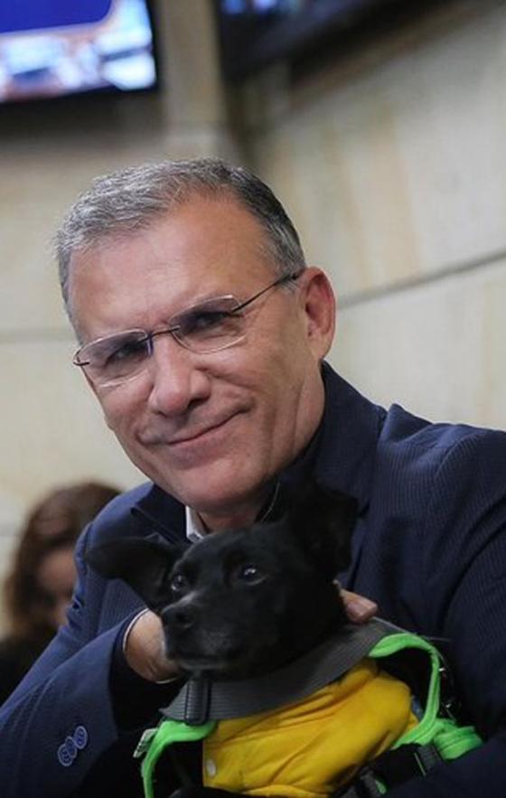 Las mascotas más famosas de algunos políticos colombianos Las mascotas más famosas de algunos políticos colombianos