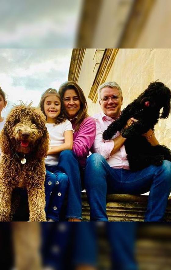 Las mascotas más famosas de algunos políticos colombianos Las mascotas más famosas de algunos políticos colombianos