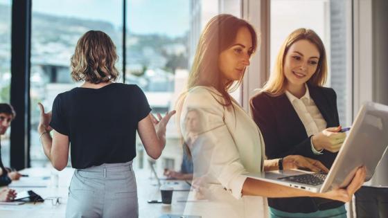 Mujeres administran mejor el dinero 