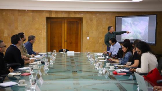 Paro minero: Gobierno designa comisión para atender crisis en el Bajo Cauca Paro minero: Gobierno designa comisión para atender crisis en el Bajo Cauca