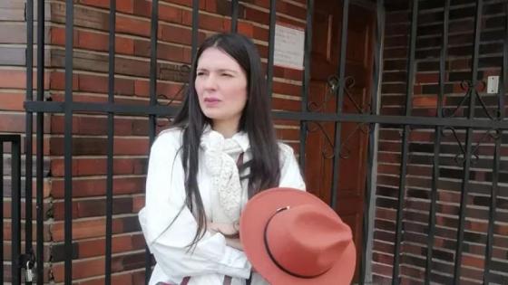 Reapareció en video Mujer que no pagaba cuentas en Medellín