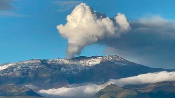 Volcán Nevado del Ruuíz sigue en alerta naranja