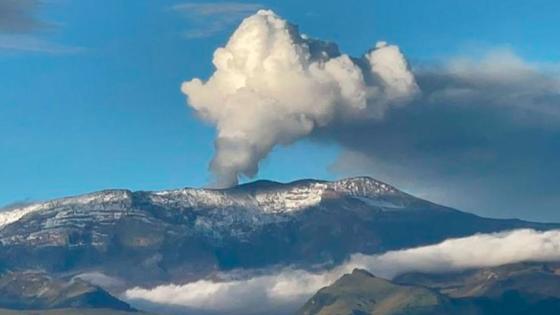 Volcán Nevado del Ruuíz sigue en alerta naranja Volcán Nevado del Ruuíz sigue en alerta naranja