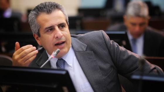 Luis Fernando Velasco, nuevo ministro del Interior de Petro Luis Fernando Velasco, nuevo ministro del Interior de Petro