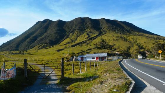 Hipótesis sobre Cerro Bravo ¿Qué pasa en Cerro Bravo?