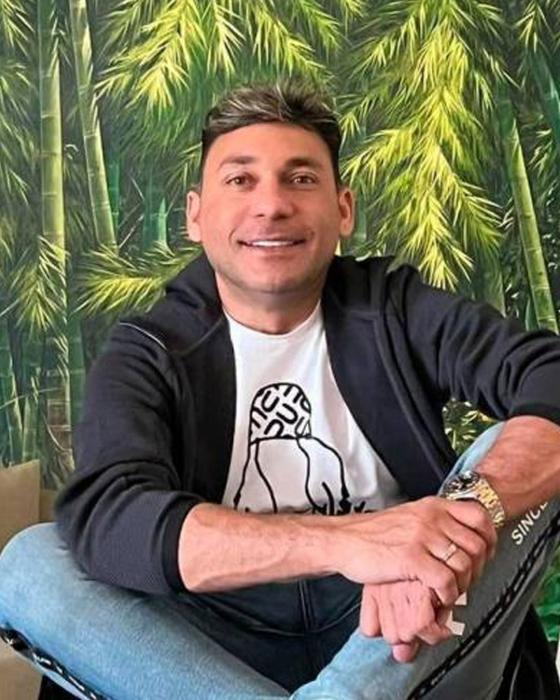 Las canciones escritas por Jean Carlos Centeno Las canciones escritas por Jean Carlos Centeno