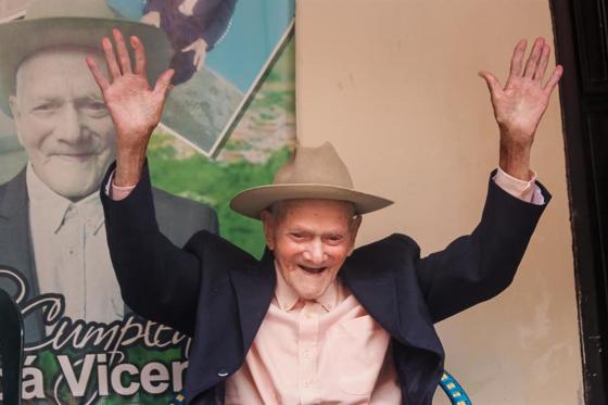 hombre más viejo del mundo hombre más viejo del mundo