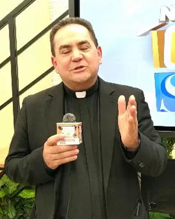 Padre Walter de Jesús Zapata: De sacerdote a la cocina masterchef celebrity colombia