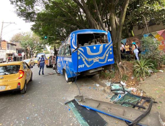 Accidente bus Enciso 