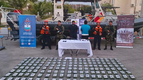 Incautación de coca deja dos personas capturadas por la Armada