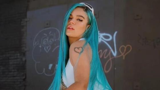Otra foto de Karol G Karol G 4
