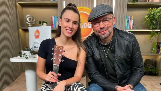 Sabi Satizábal presentó su más reciente álbum en el programa matutino, y los presentadores se conmovieron con el show.