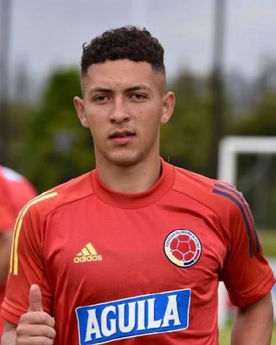 Andrés Salazar: promesa del fútbol colombiano Andrés Salazar: promesa del fútbol colombiano