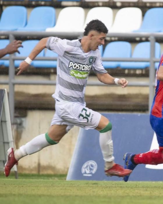 Andrés Salazar: promesa del fútbol colombiano Andrés Salazar: promesa del fútbol colombiano