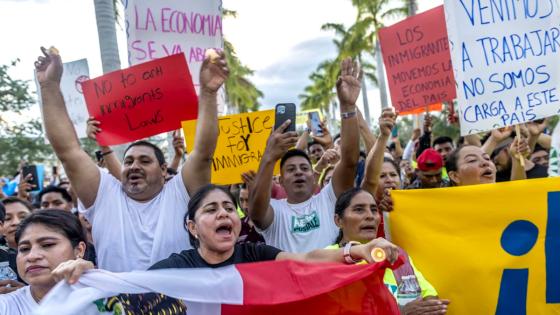 Latinos en Florida protestaron por la nueva ley de migración Latinos en Florida protestaron por la nueva ley de migración