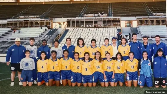 Una mirada a lo que ha sido el fútbol femenino en Colombia Una mirada a lo que ha sido el fútbol femenino en Colombia
