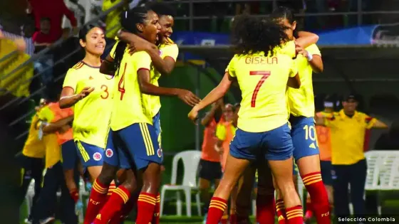 Una mirada a lo que ha sido el fútbol femenino en Colombia Una mirada a lo que ha sido el fútbol femenino en Colombia