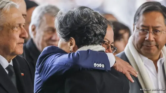 Gustavo Petro confundió a la hija de Salvador Allende y le llovieron críticas Gustavo Petro confundió a la hija de Salvador Allende y le llovieron críticas