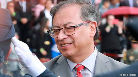 Diálogos con las disidencias: Petro anuncia inicio del proceso de paz