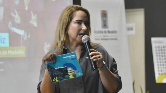 Imputaron cargos a exsecretaria Alexandra Agudelo por presunto peculado Imputan cargos a exsecretaria de Daniel Quintero por presunto peculado
