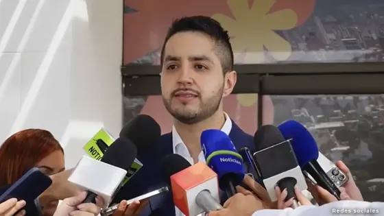Aprueban moción de censura en contra del Secretario Privado de Medellín