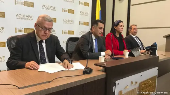 MinJusticia radicó proyecto de ley para proteger a denunciantes de corrupción MinJusticia radicó proyecto de ley para proteger a denunciantes de corrupción