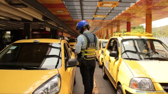 Tarifas de taxi en Medellín cambian a partir del 29 de noviembre Tarifas de taxi en Medellín cambian a partir del 29 de noviembre
