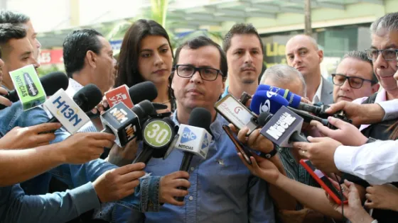 Equipo de Federico Gutiérrez lanza nuevas alertas sobre el proceso de empalme Equipo de Federico Gutiérrez lanza nuevas alertas sobre el proceso de empalme