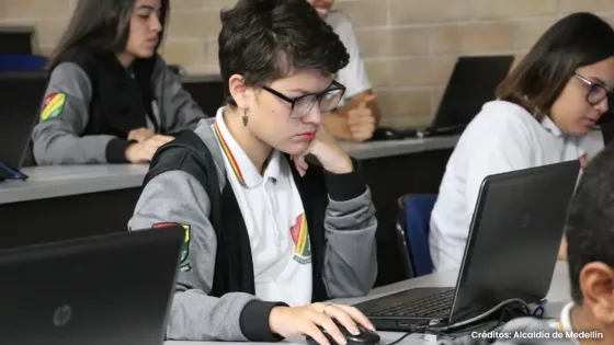 Educación Educación