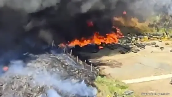 Urgente: fuerte incendio en el batallón Pedro Nel Ospina, en Bello Urgente: fuerte incendio en el batallón Pedro Nel Ospina, en Bello