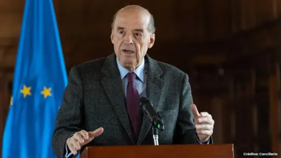 Inicia juicio de Álvaro Leyva suspendido por contrato de pasaportes Inicia juicio de Álvaro Leyva suspendido por contrato de pasaportes