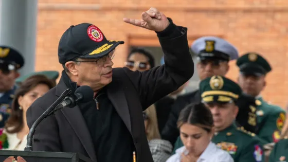 Petro reconoce marchas de la oposición, aunque denunció de nuevo “golpe blando” Petro reconoce marchas de la oposición, aunque denunció de nuevo “golpe blando”