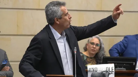 Luis F. Velasco responde a las acusaciones de Olmedo López: “Lo enfrentaré” Luis F. Velasco responde a las acusaciones de Olmedo López: “Lo enfrentaré”